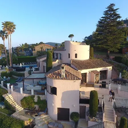 Beautiful In Cote D'azur - Sur Mer Tatil Evi Théoule-sur-Mer