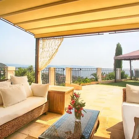 Beautiful In Cote D'azur - Sur Mer * Théoule-sur-Mer
